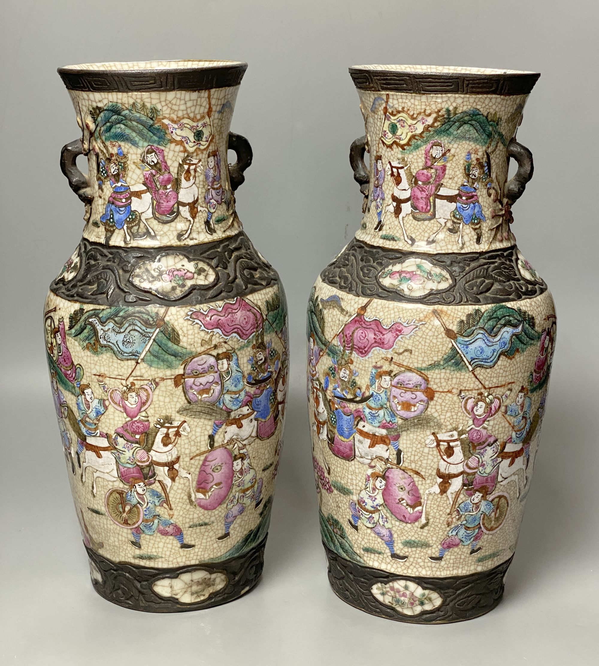 A pair of Chinese famille rose crackleglaze vases, height 36cm